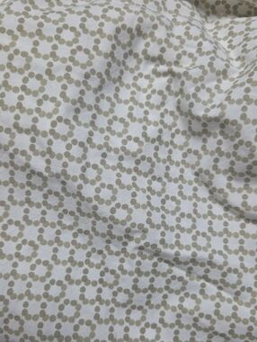 Soft Dot-Print Flat And Fitted Sheet Set in Beige and White Full Size